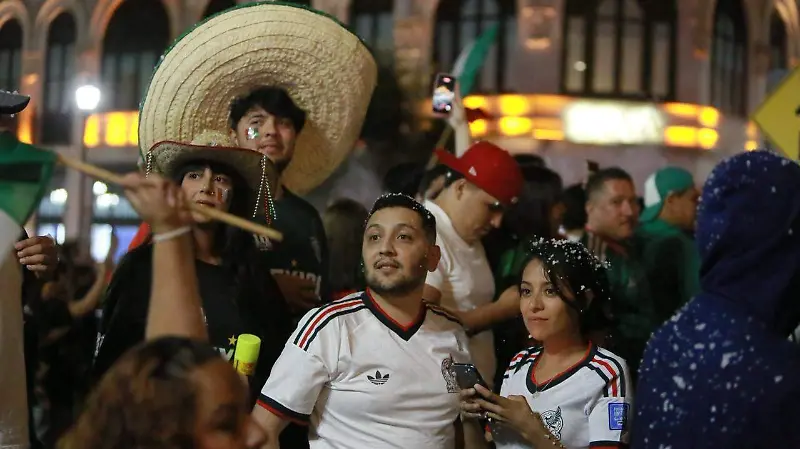 Afición duranguense celebra triunfo de México VS Ecuador